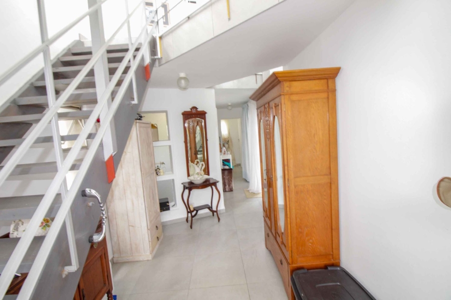 3 Bedroom Property for Sale in Wavecrest Eastern Cape